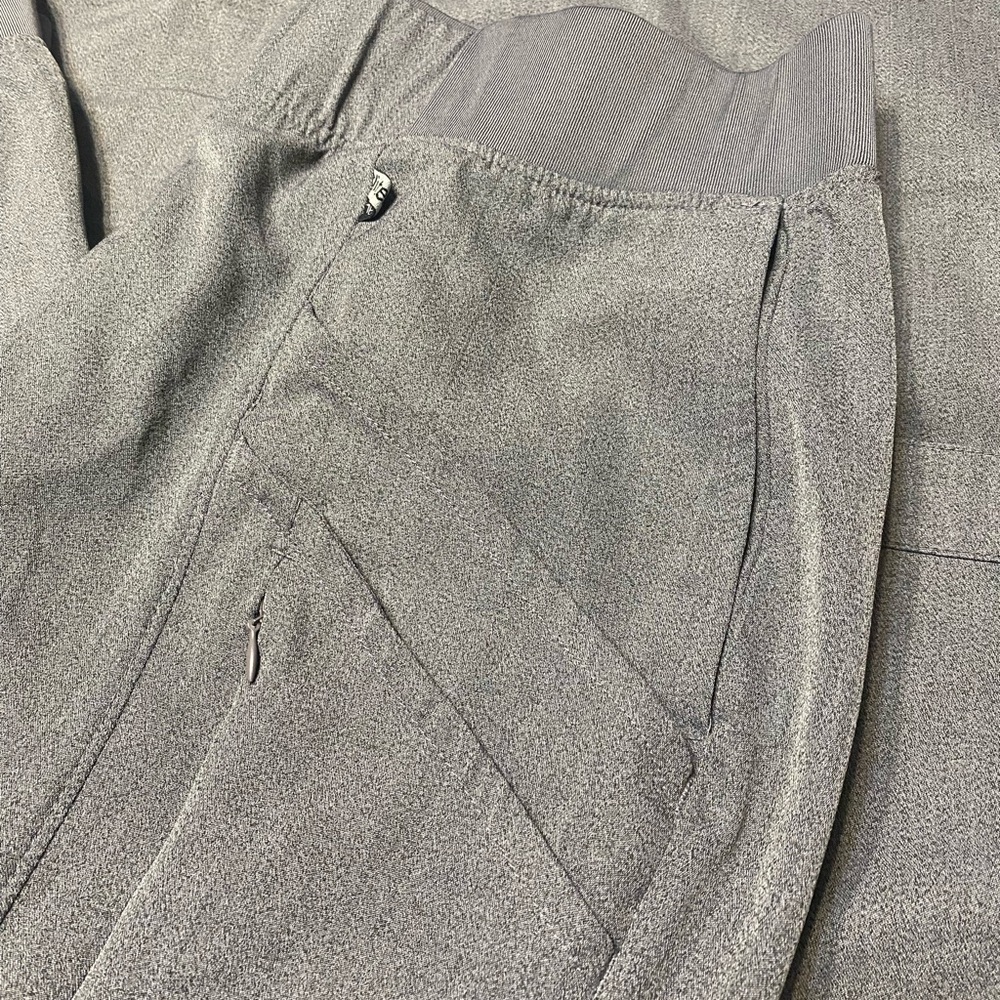 Climate Right Scrubs - Picture 4 of 6